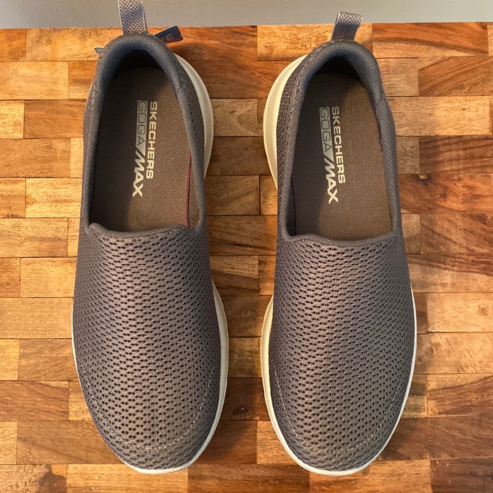 Skechers Go Walk Joy Tennis Shoes